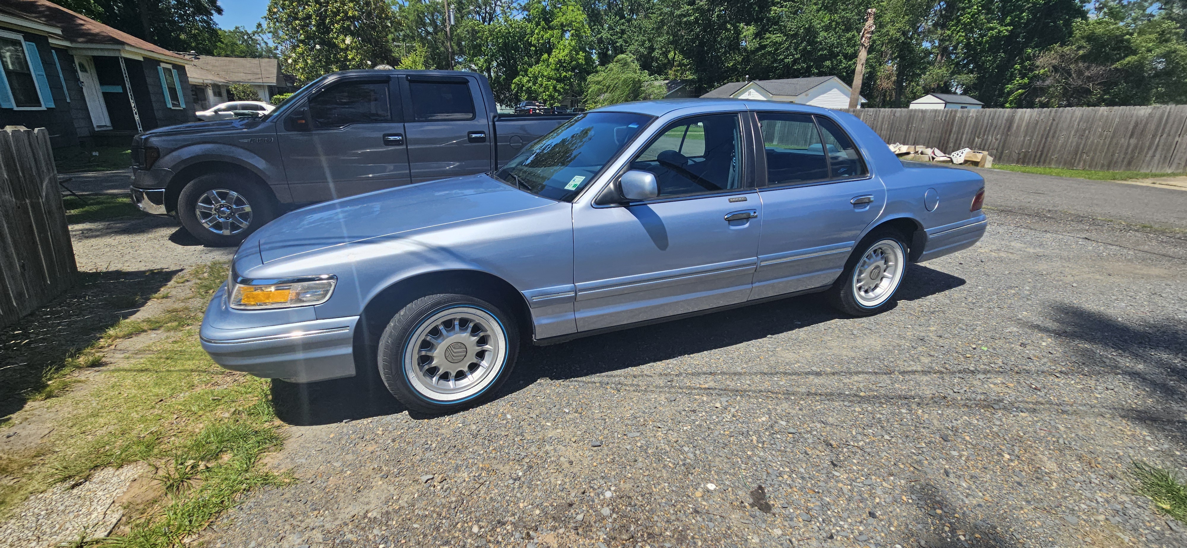 Used 1997 Mercury Grand Marquis LS RWD image 4