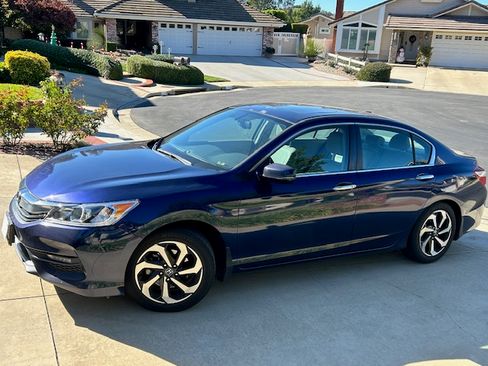 Used 2016 Honda Accord EX-L image 5