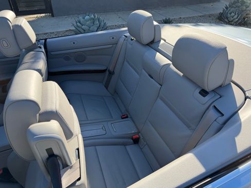 Used 2009 BMW 328i Convertible w/ Premium Pkg RWD image 18