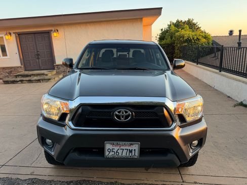 Used 2014 Toyota Tacoma PreRunner image 5