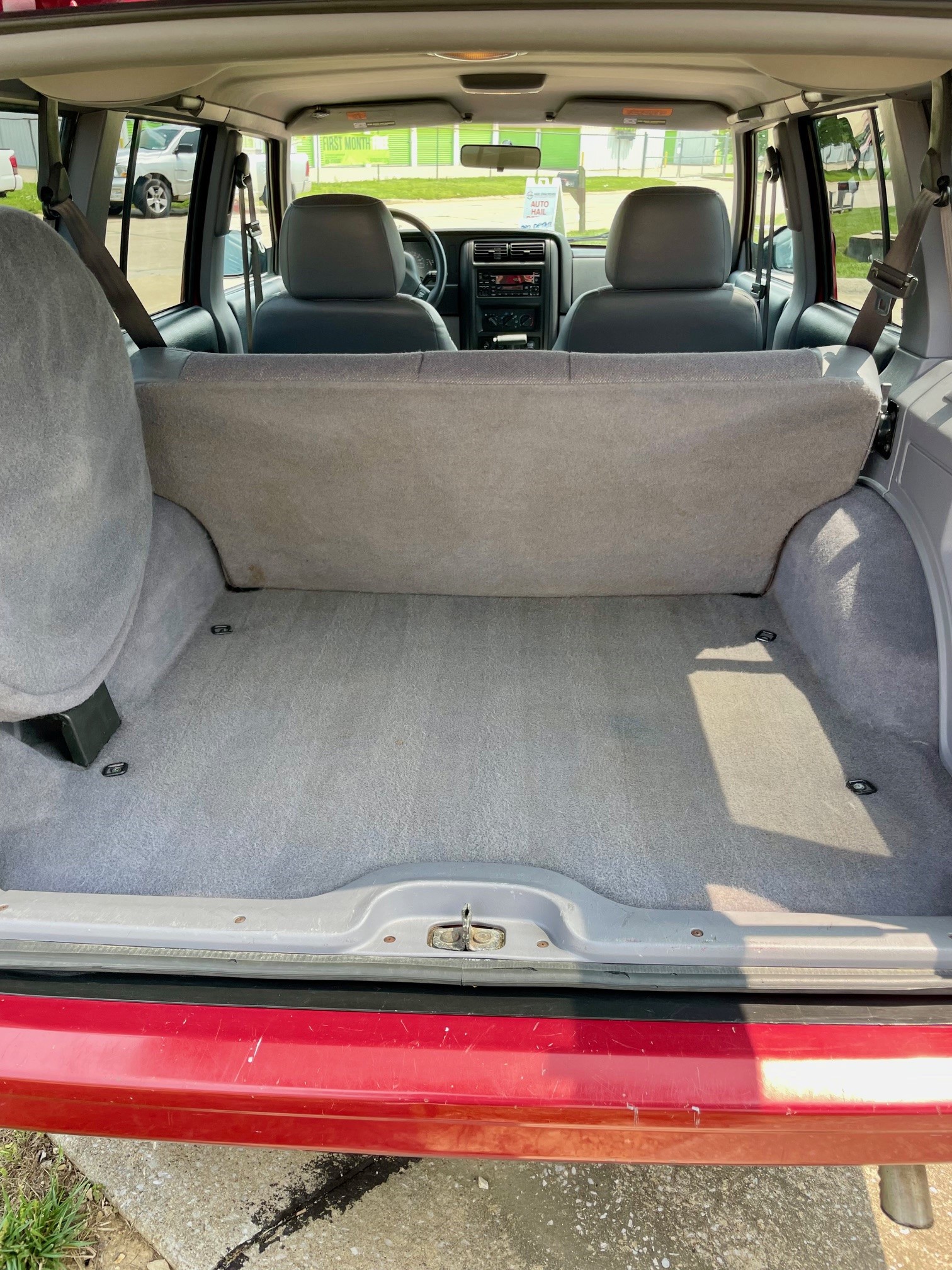 Used 1998 Jeep Cherokee 4WD 4-Door image 14