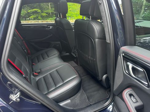 Used 2021 Porsche Macan GTS AWD/4WD image 19