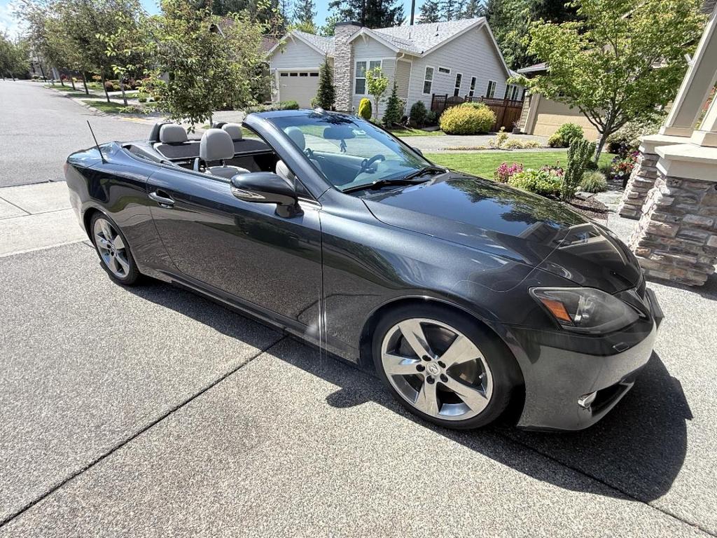 Used 2011 Lexus IS 350C w/ Luxury Pkg RWD image 1