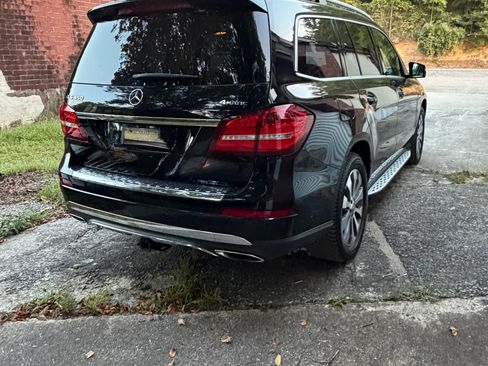 Used 2019 Mercedes-Benz GLS 450 4MATIC image 4
