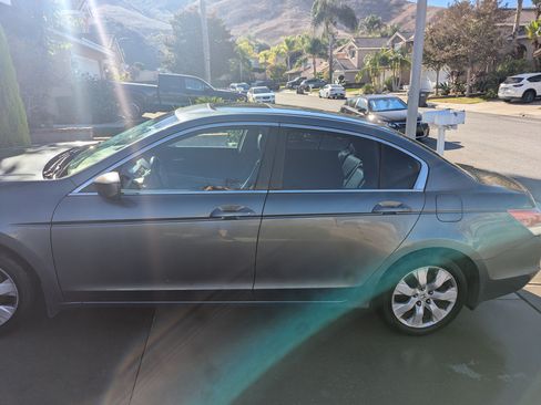 Used 2010 Honda Accord EX-L image 10