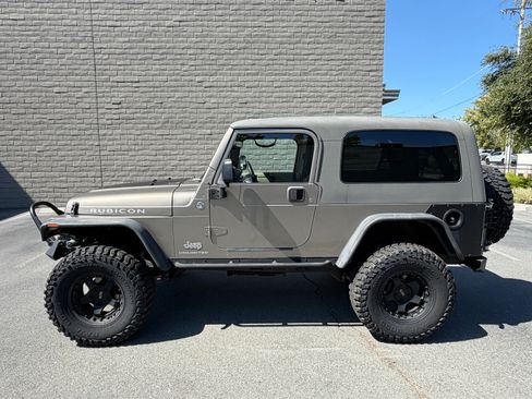 Used 2006 Jeep Wrangler Unlimited Rubicon AWD/4WD image 1
