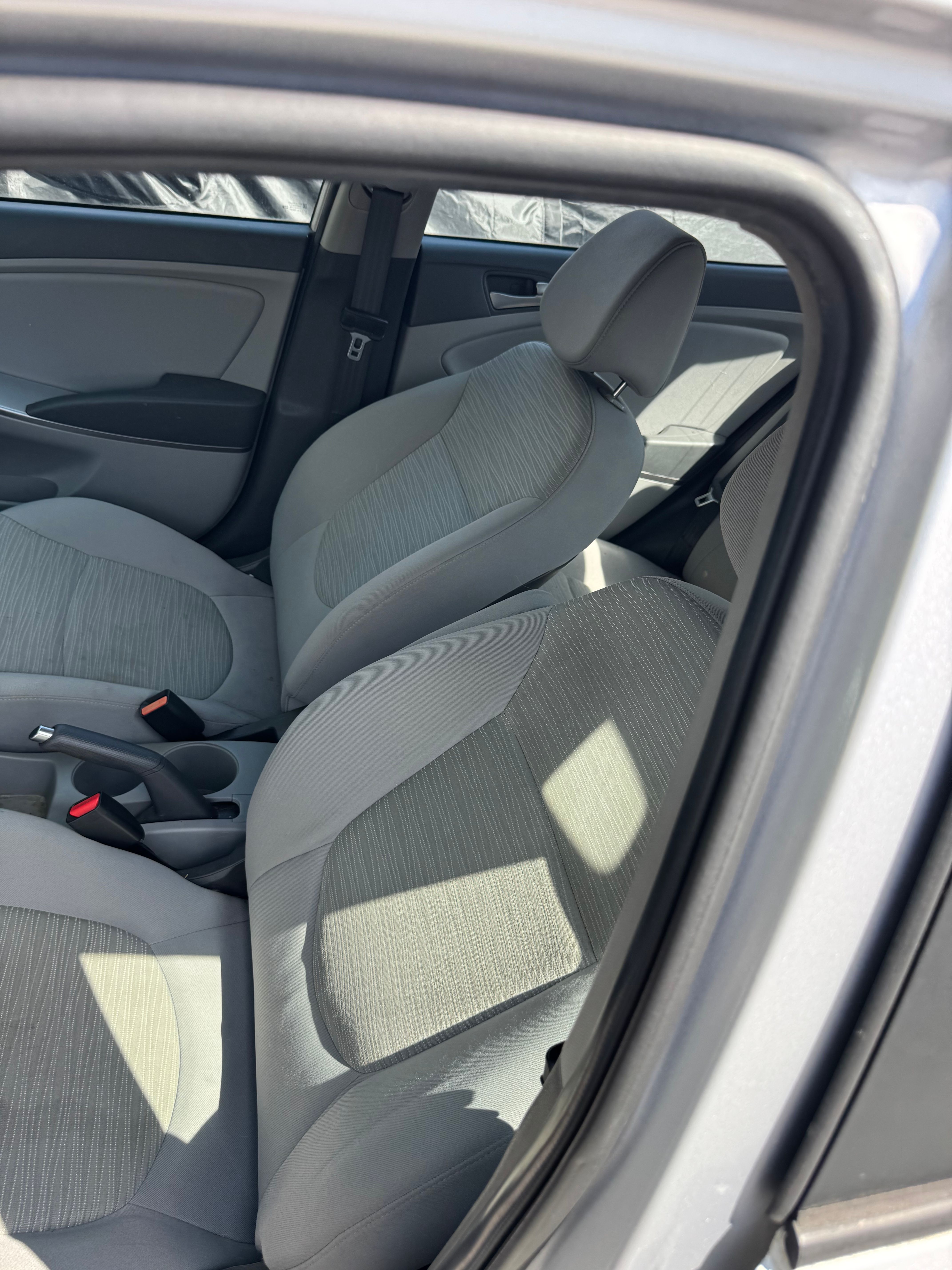 Used 2017 Hyundai Accent SE FWD image 11