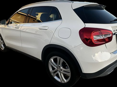 Used 2017 Mercedes-Benz GLA 250 image 4