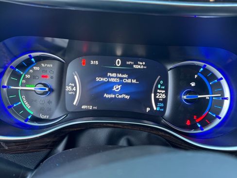 Used 2022 Chrysler Pacifica Pinnacle image 17