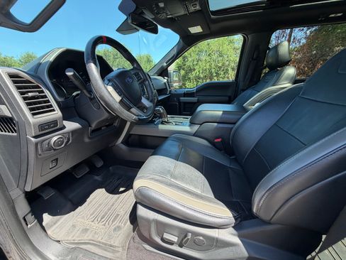 Used 2017 Ford F150 Raptor w/ Equipment Group 802A Luxury AWD/4WD image 18