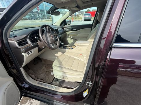 Used 2018 GMC Acadia Denali w/ Technology Package image 4