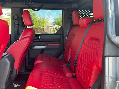 Used 2022 Ford Bronco Outer Banks w/ Sasquatch Package image 24