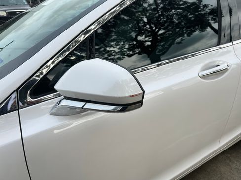 Used 2016 Lincoln MKZ w/ Equipment Group 300A Reserve image 9