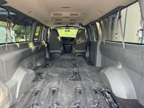 Used 2012 Chevrolet Express 3500 LT w/ LT Preferred Equipment Group image 20