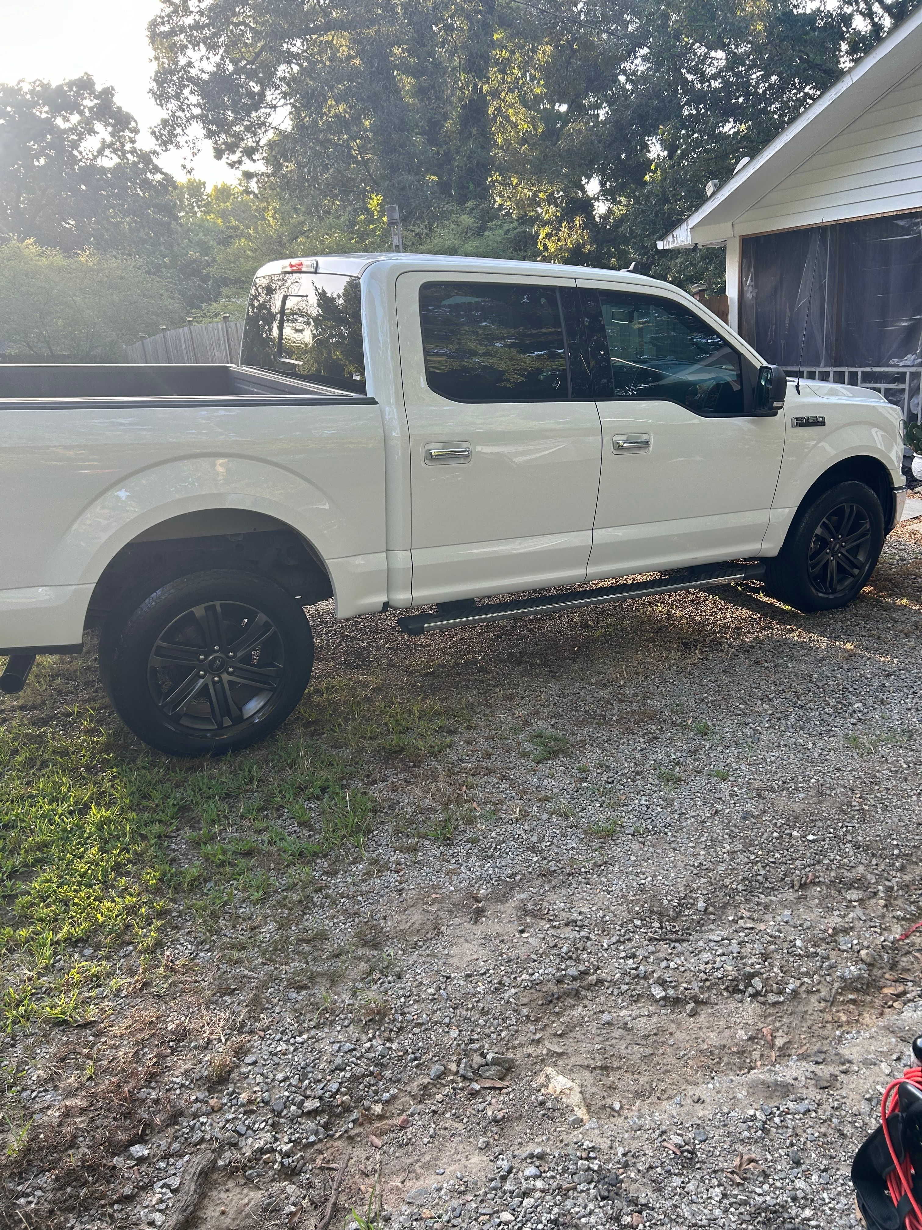 Used 2019 Ford F150 XLT w/ Equipment Group 302A Luxury AWD/4WD image 2