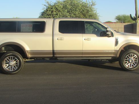 Used 2017 Ford F350 King Ranch w/ King Ranch Ultimate Package AWD/4WD image 1