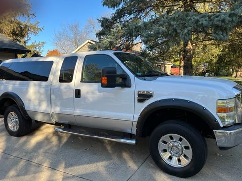 Used 2008 Ford F250 XLT image 1
