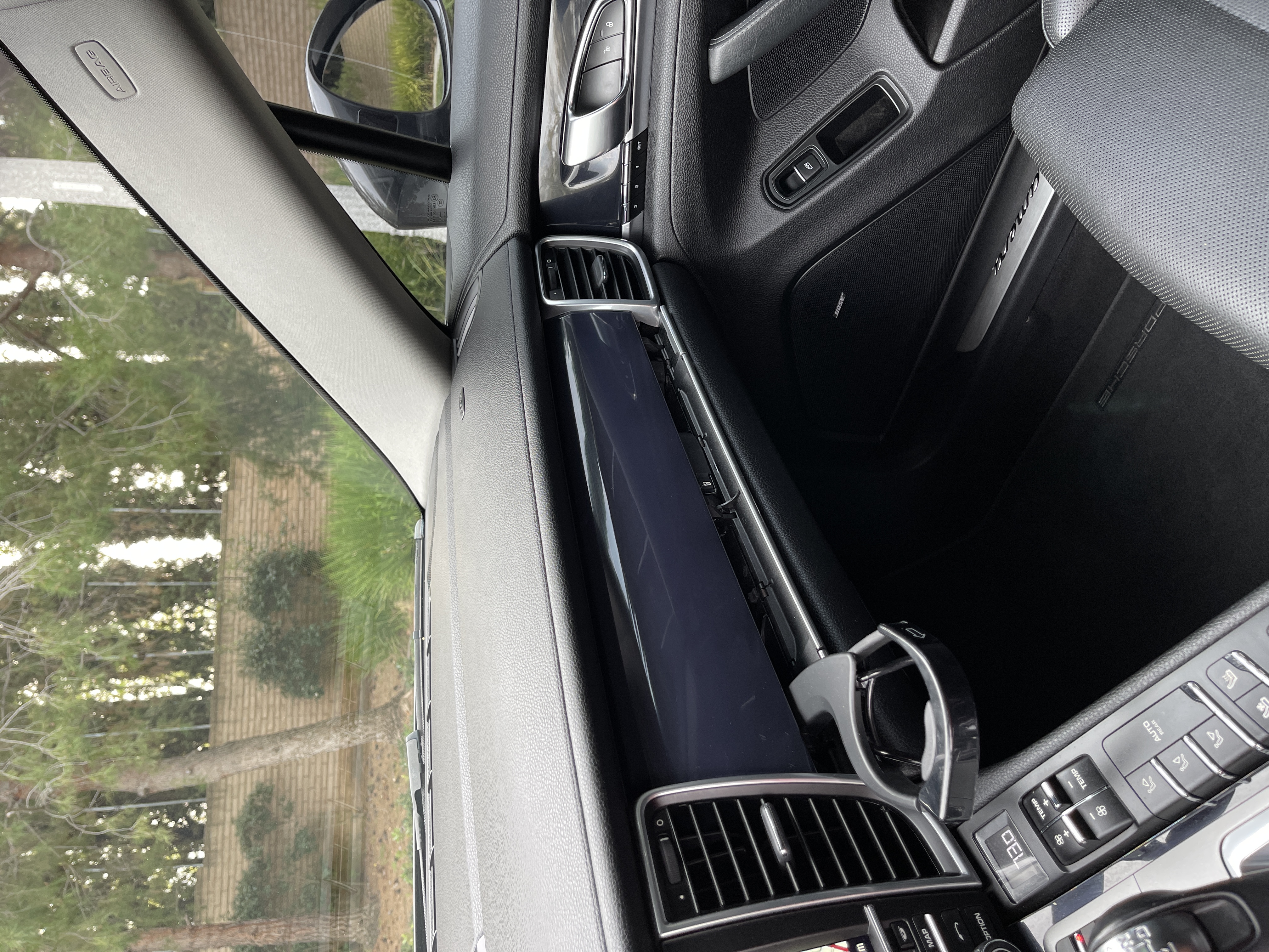 Used 2015 Porsche Panamera image 12