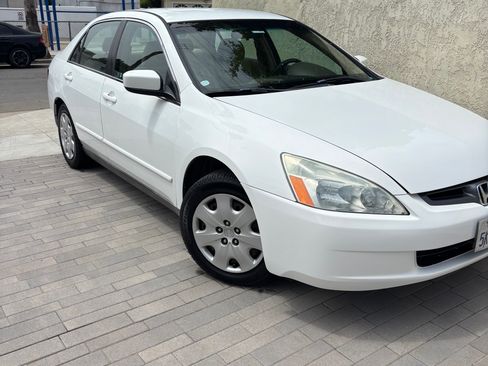 Used 2004 Honda Accord LX image 10
