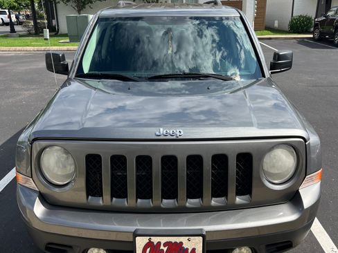 Used 2013 Jeep Patriot Sport w/ PWR Value Group AWD/4WD image 4
