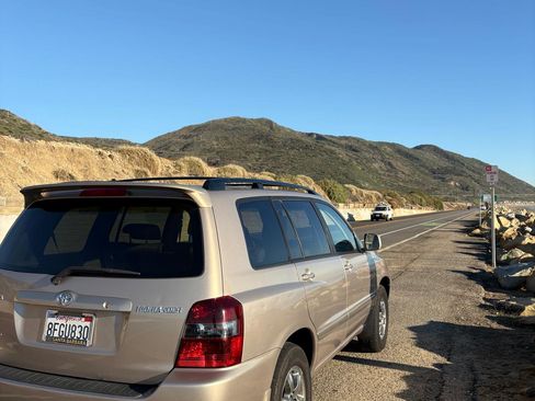 Used 2004 Toyota Highlander 2WD V6 image 4