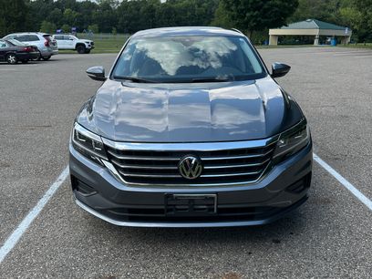 Used 2020 Volkswagen Passat 2.0T SE