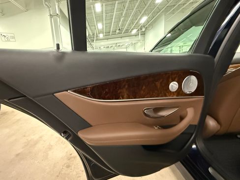 Used 2020 Mercedes-Benz E 450 4MATIC Wagon image 8