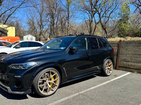 Used 2020 BMW X5 xDrive40i w/ M Sport Package AWD/4WD image 2