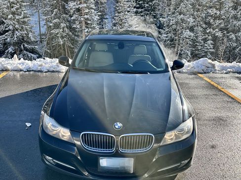 Used 2011 BMW 335i xDrive 335i xDrive Sedan 4D image 11