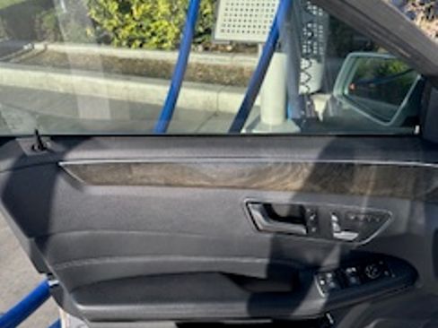 Used 2014 Mercedes-Benz E 350 Sedan image 17