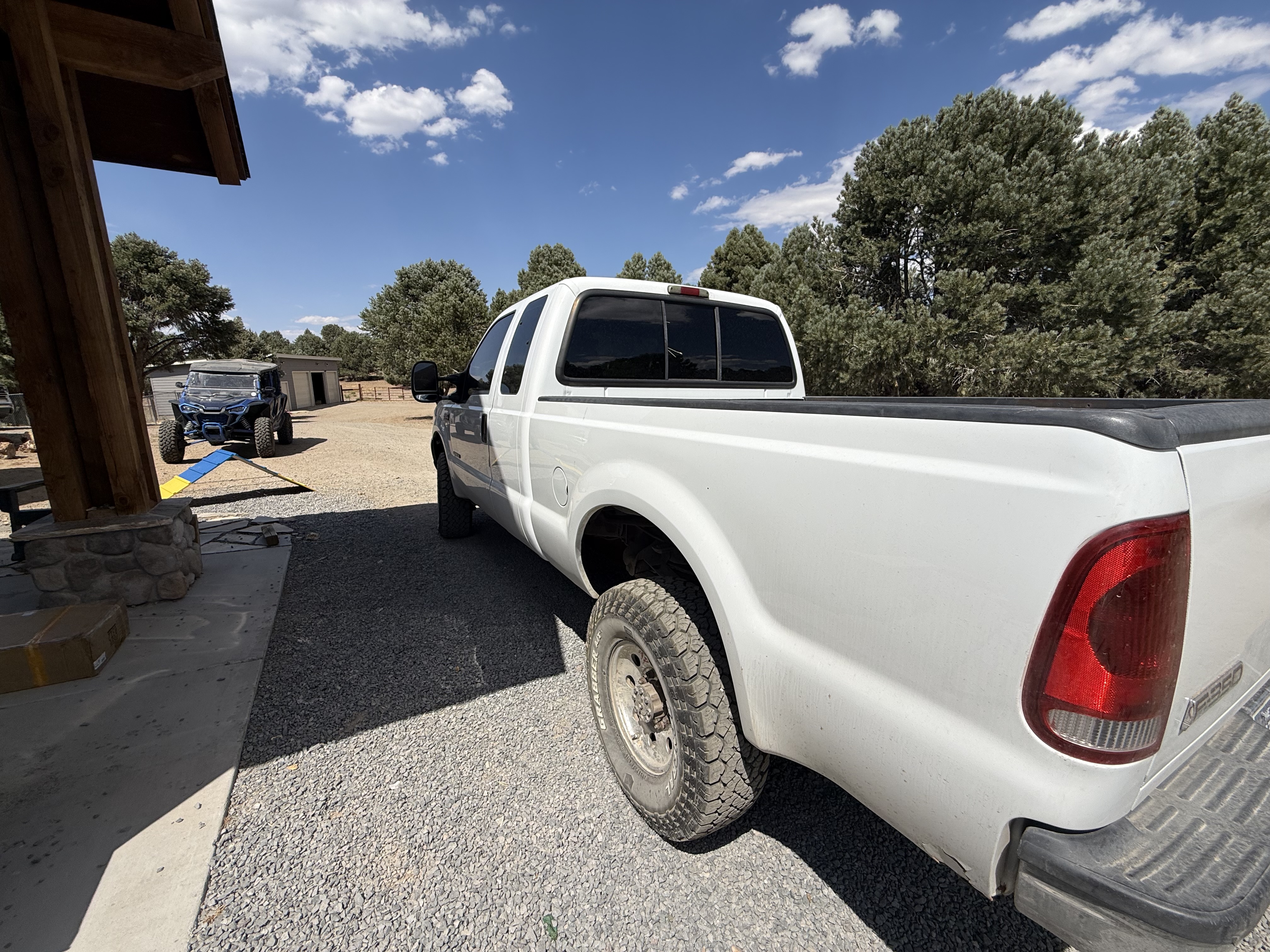 Used 2003 Ford F350 XLT AWD/4WD image 2