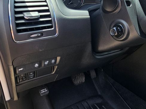 Used 2021 INFINITI QX80 Luxe w/ All-Season Package image 21