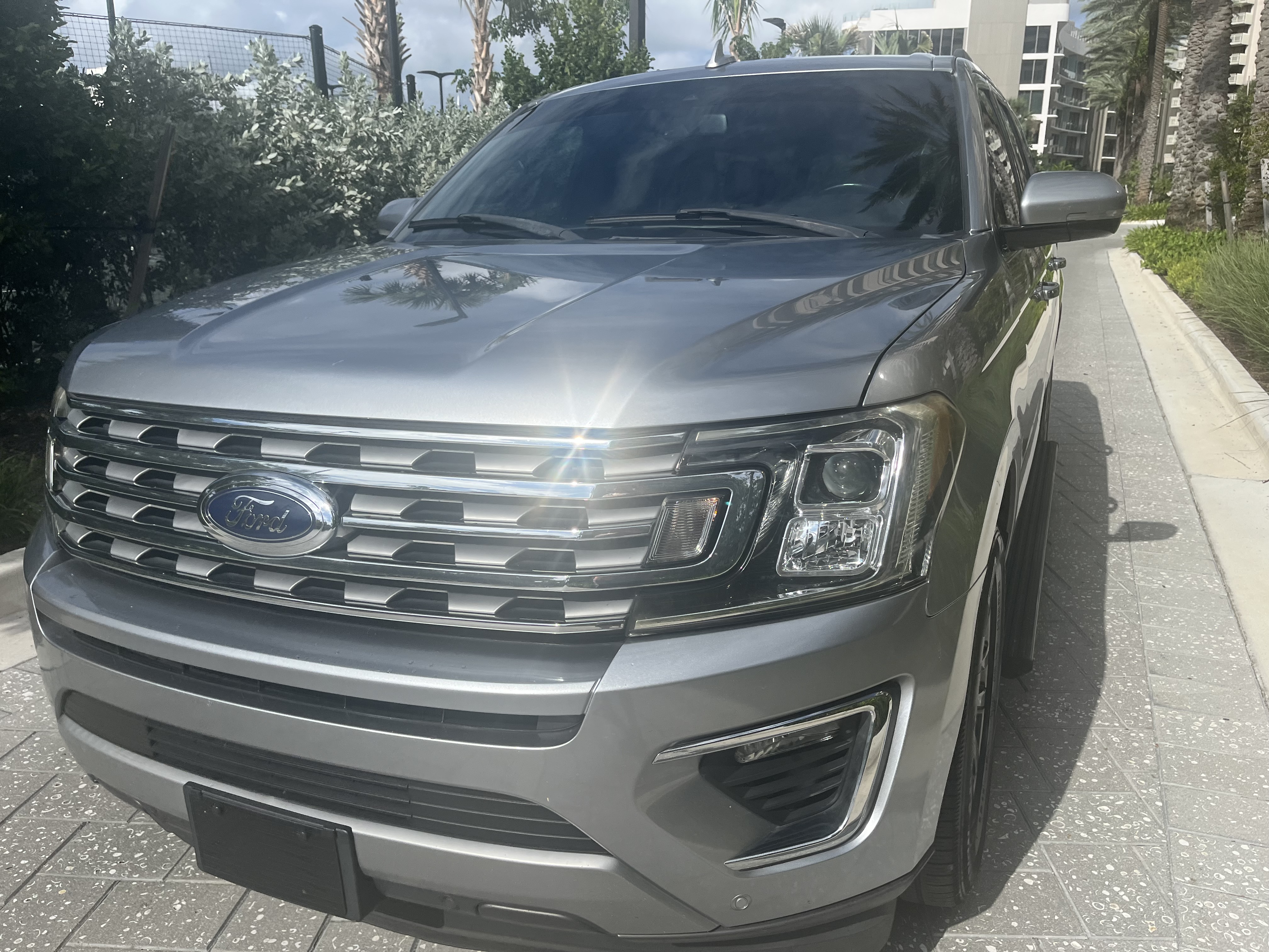 Used 2020 Ford Expedition Max Limited RWD image 19