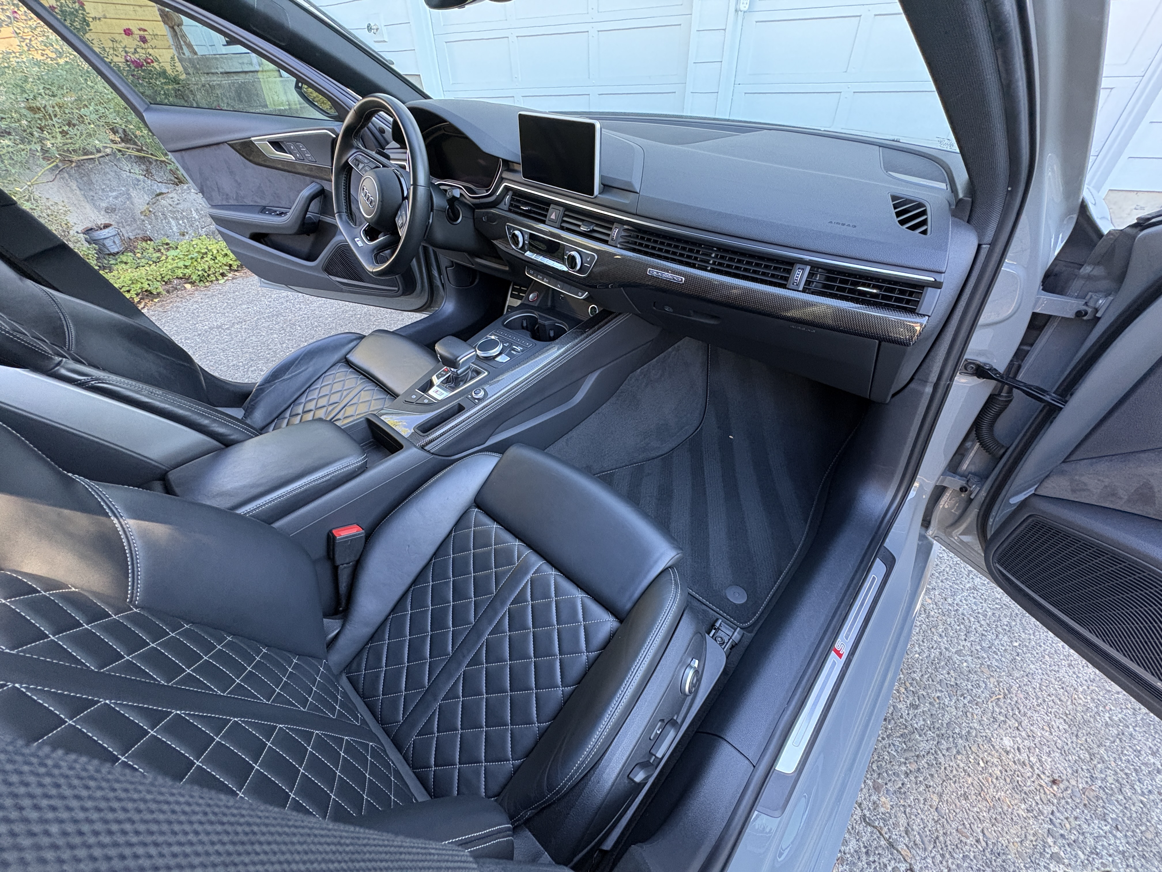 Used 2019 Audi S4 Premium Plus w/ Premium Plus Package AWD/4WD image 16