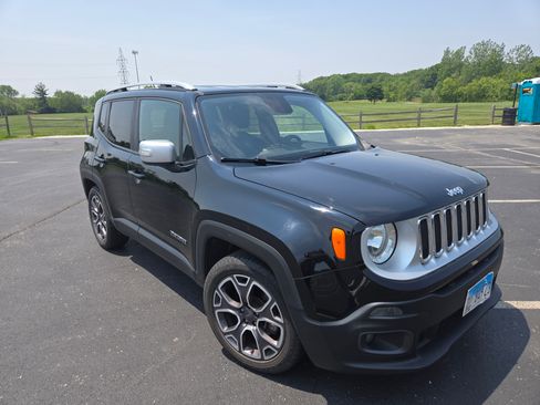 Used 2016 Jeep Renegade Limited image 1