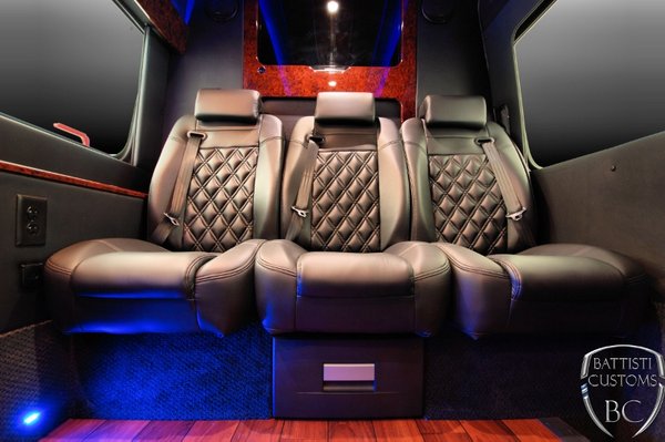 Used 2013 Mercedes-Benz Sprinter 2500 image 2