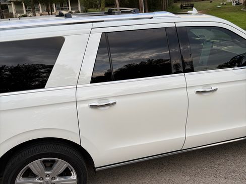 Used 2023 Ford Expedition Max King Ranch RWD image 4