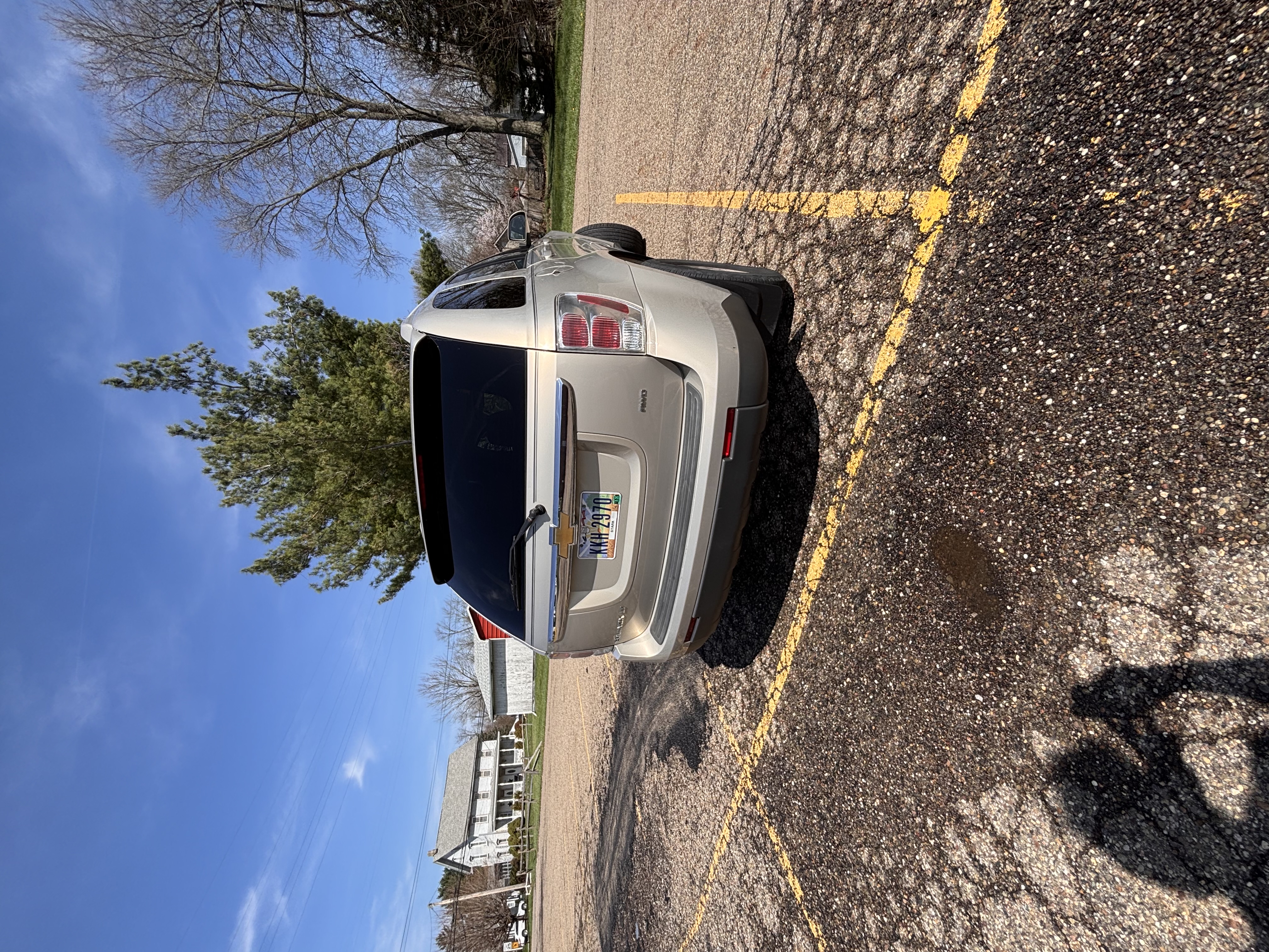 Used 2009 Chevrolet Equinox LT AWD/4WD image 2