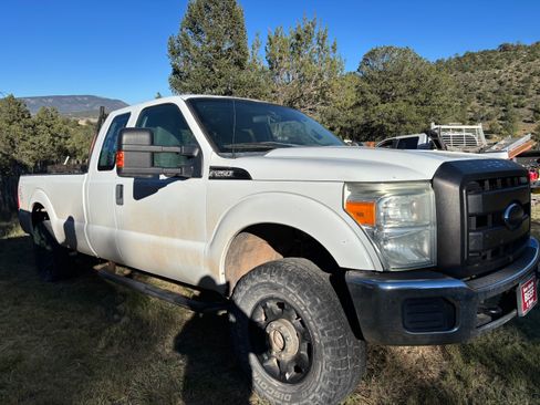 Used 2011 Ford F250 XL w/ PWR Equipment Group image 11