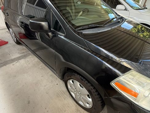 Used 2009 Nissan Versa 1.8 S FWD image 6
