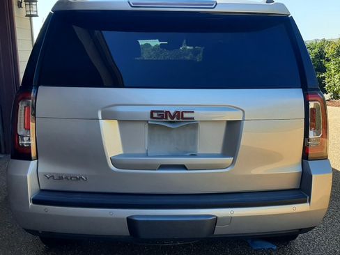 Used 2015 GMC Yukon SLT w/ Open Road Package image 5