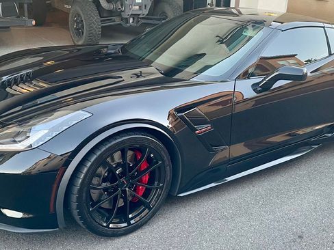 Used 2019 Chevrolet Corvette Grand Sport image 11