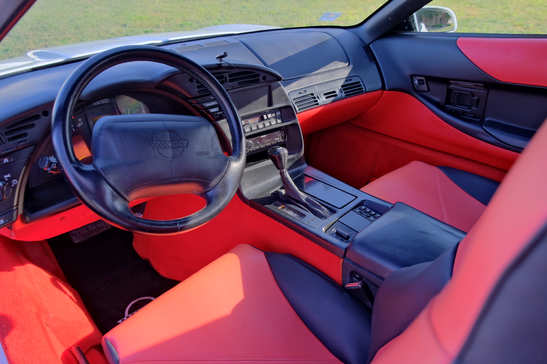 Used 1994 Chevrolet Corvette Convertible RWD image 17