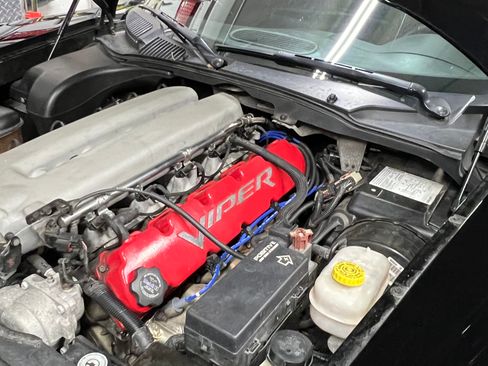 Used 2005 Dodge Viper SRT-10 image 11