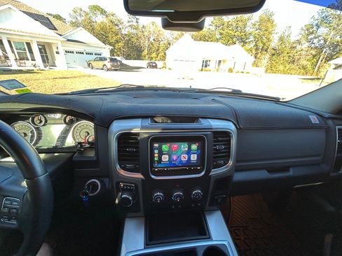 Used 2014 RAM 1500 Big Horn image 10