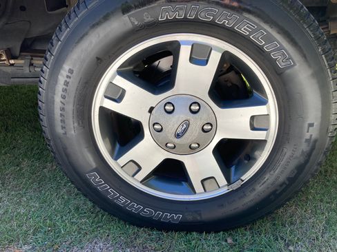 Used 2004 Ford F150 FX4 image 17