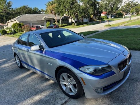Used 2013 BMW 528i Sedan image 2