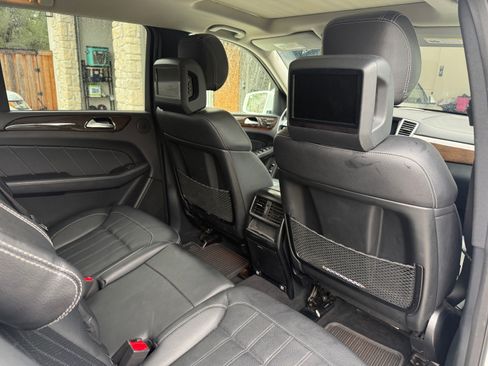 Used 2015 Mercedes-Benz GL 320 BlueTEC 4MATIC image 17