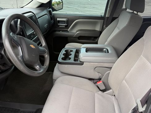 Used 2017 Chevrolet Silverado 1500 Custom w/ Custom Convenience Package image 25