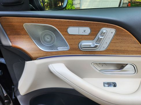 Used 2021 Mercedes-Benz GLE 350 4MATIC image 17